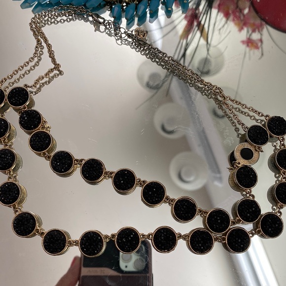 Necklaces - Picture 4 of 6